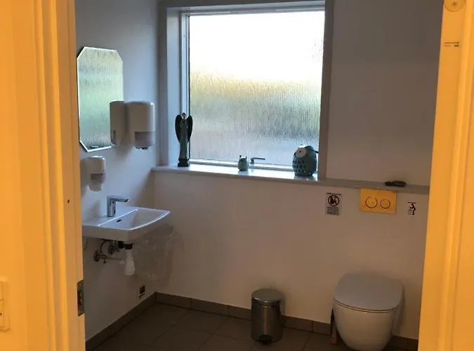 לינה וארוחת בוקר Bronks