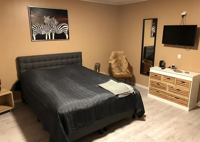 Bronks לינה וארוחת בוקר